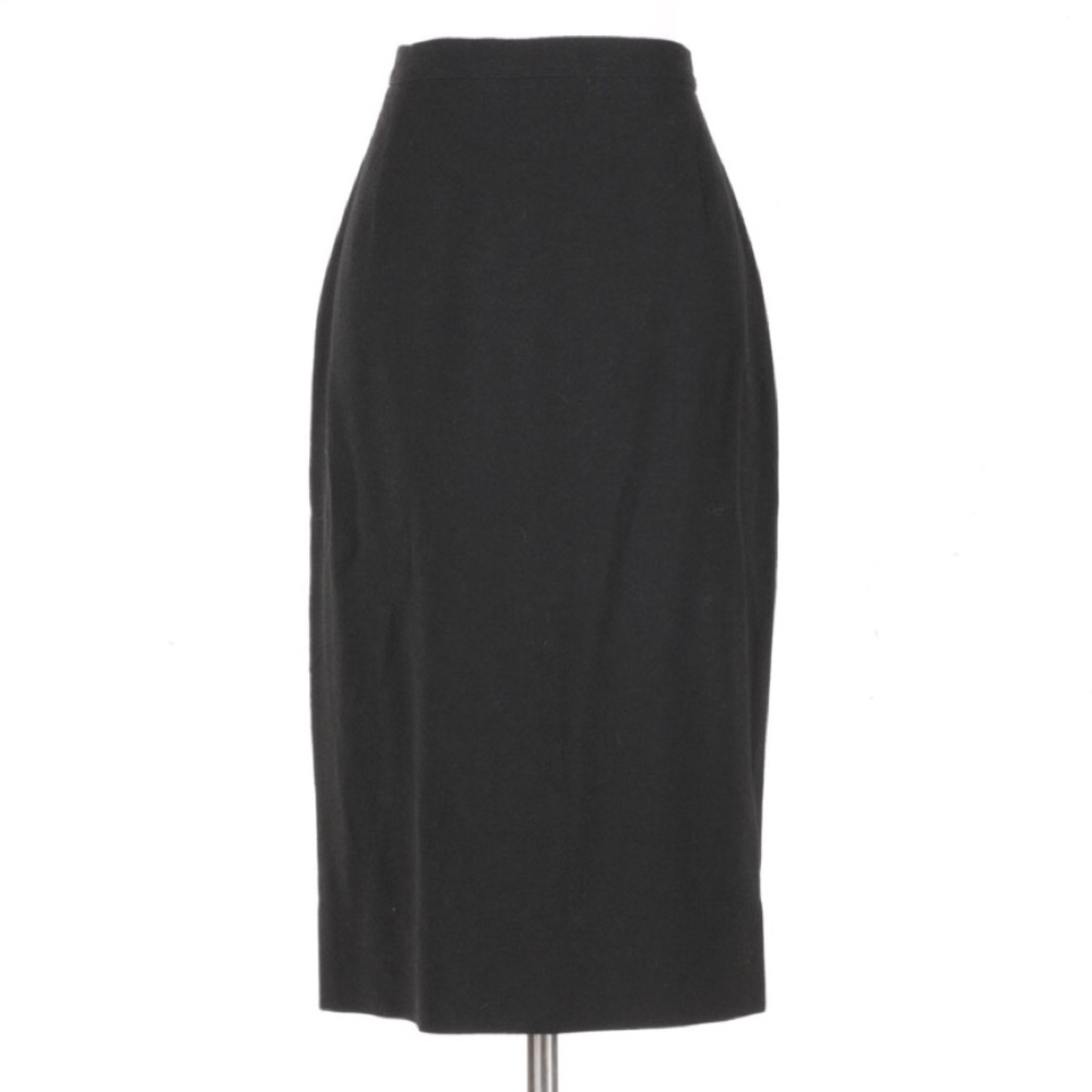 Black straight / pencil skirt